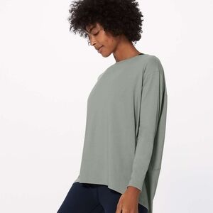 Lululemon back In Action MISTY MOSS size 6